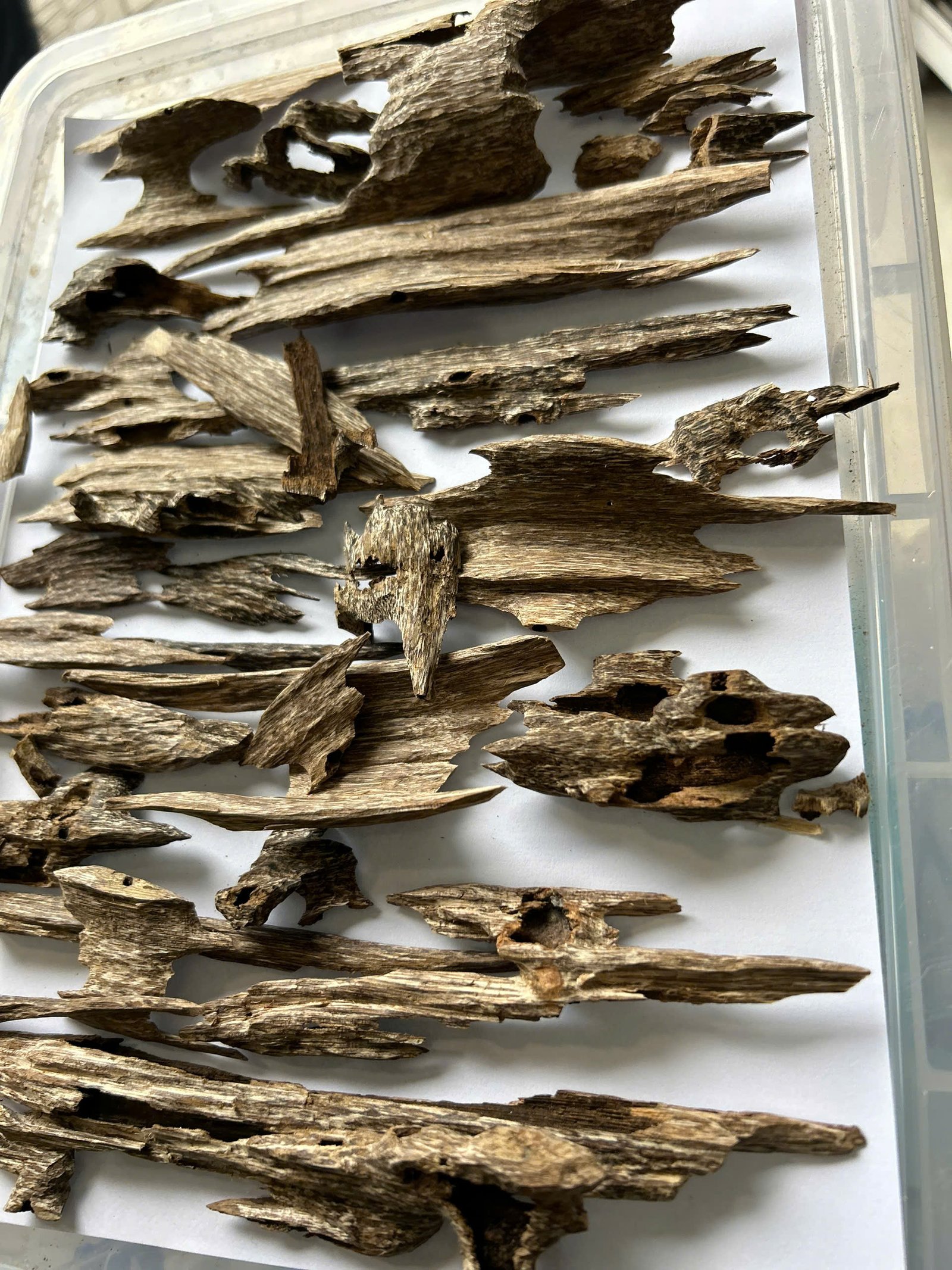 Trầm hương xông